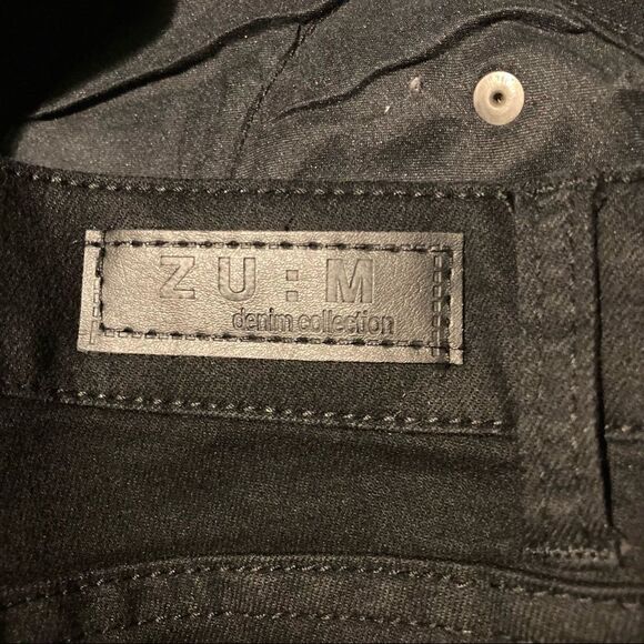 ZU:M  Denim Collection, Women’s (JR’s)Distressed with holes jeans,Black, Size 5, - Picture 10 of 10
